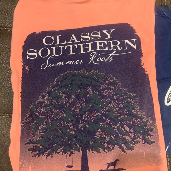 Bundle of two small southern shirts - Picture 6 of 6